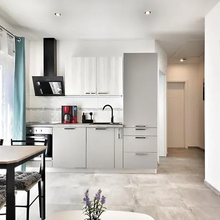 Sa Pogledom Na 아파트 *