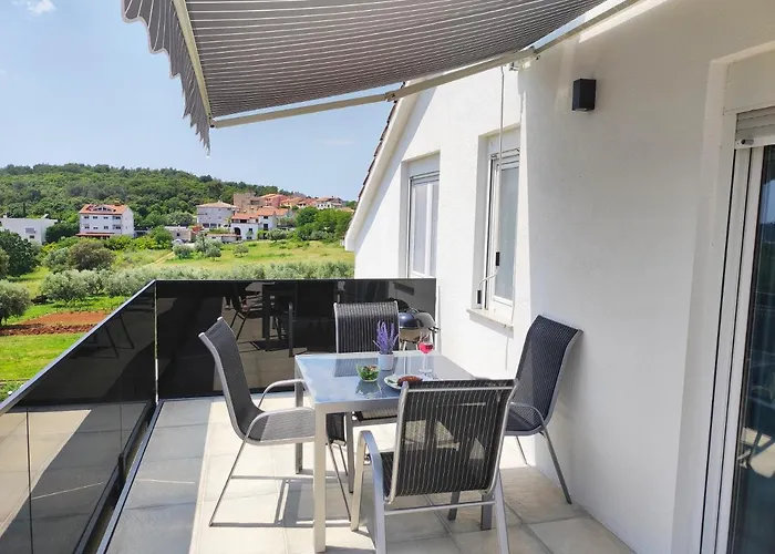 Sa Pogledom Na Apartmán *